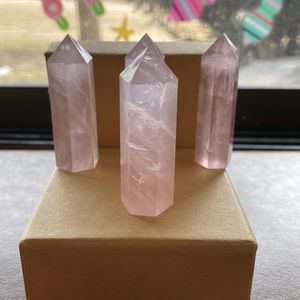 Mini rose Quartz tower